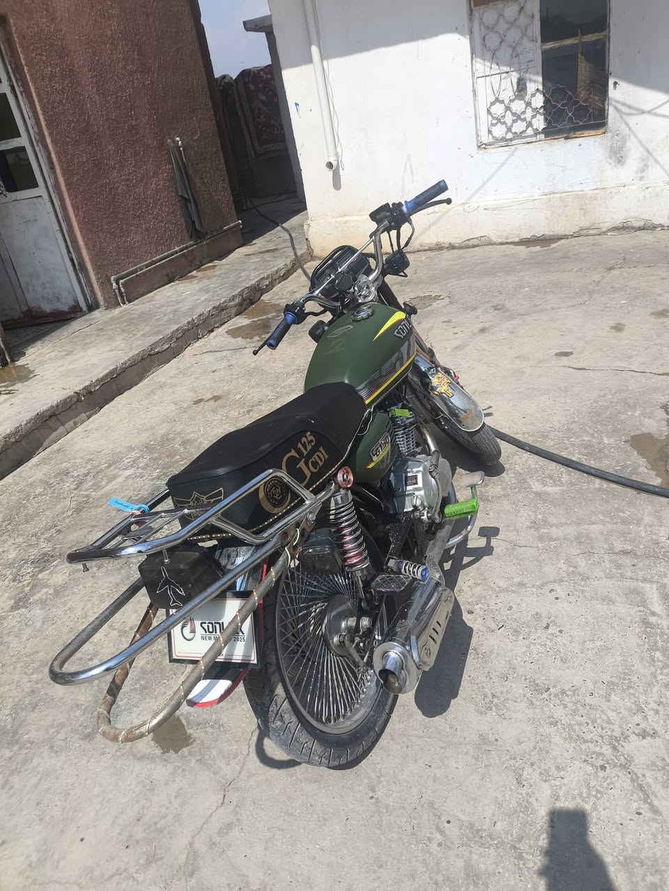 يالله دراجه تايكر موديل2024للبيع السعر600قفل منلخير محرك ما ممدود عليه صبانه المكان الرمادي جزيره البذياب هاذ رقمي للتواصل ***********مو شراي لا تعبني ولا اتعبك
