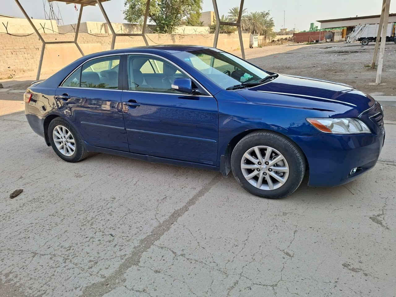 السلام عليكم للبيع كامري موديل ٢٠٠٩ محرك ٣٠٠٠ سته سلندر تبريد ثلج صدر امامي خلفي نظيف تخم تاير جديد كشنات جلد +كهرباء تحكمات استيرن كهربائيات كلها شغاله سياره جاهزه من كلشي بيها رش البنيد وقبق الصندوق اثر جراد سياره بدون حادث دواخل كفاله السعر ٨٨ وبيها مجال 
مكاني الدوره ابو دشير 
رقم الهاتف *********** بغداد, العراق
