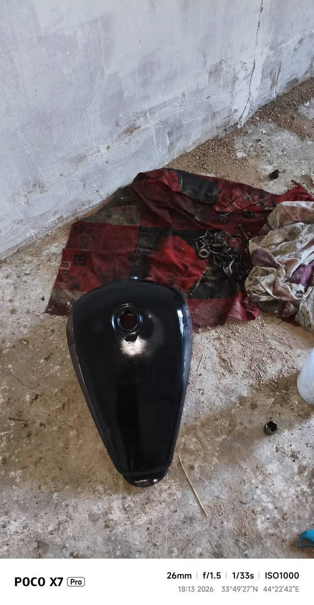 السلام عليكم هوندا ريبل 250للبيع مكينه شغاله سبب البيع صارت مشاكل عليه كلشي ما بي بس شد غراضه مكينه اكفلها شغاله وناعمه ب50قفل مستعجل عله بيعه الشراي يتصل ***********
