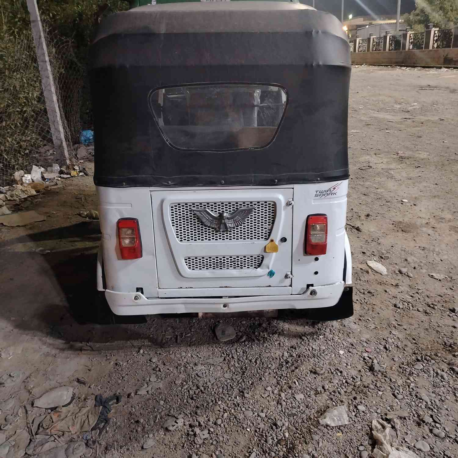 السلام عليكم تكتك 21 ثانويه ورقم تكتك نظيفه وخير من الله 8600 قفل***********
