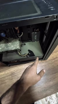 صيانة سوفت وير و هارد وير  باحتراف يم تجميعة😁  عنوان : بغداد - كرادة -...