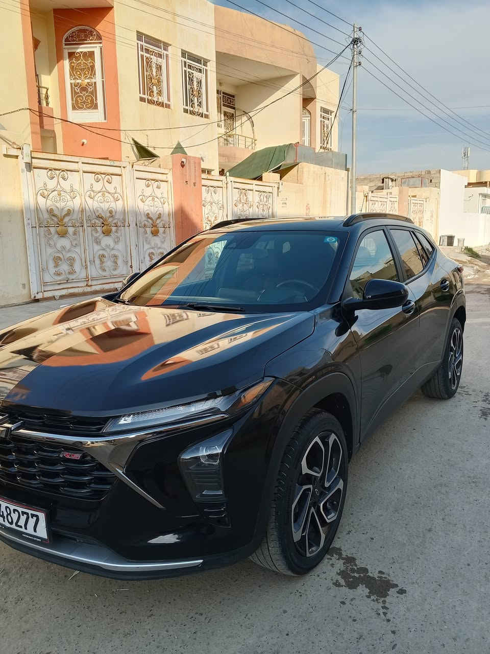 شوفرليث تراكس موديل 24
فئة Rs 
رقم صلاح الدين بسمي 
حادث السياره جاملغ وبنيد فقط 
عداد المسافة 20 الف كيلو متر وقابل لزيادة
مواصفات السيارة 
كشنات جلد وهيتر حراري 
فول تحكم ستيرن
رادار امامي 
تحديد مسار 
نقطه عمياء
كامره دوار 
شاشه. ديجتل 
محرك 1300 تيربو 
بصمه تشغيل وابواب 
مكان السياره سامراء 
السعر 165 
رقم الهاتف /***********
