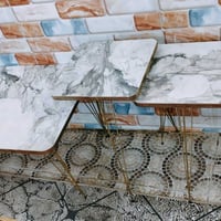 طاولة • أثاث • ديكور