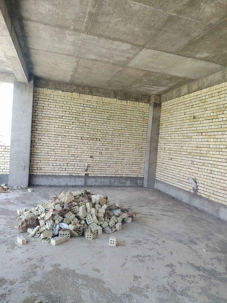 سلام عليكم خلفه متفرغ ع لدبل وبليوميه بلوك طابوك اسعار جدآ مناسبه وبلخدمه
***********
***********
