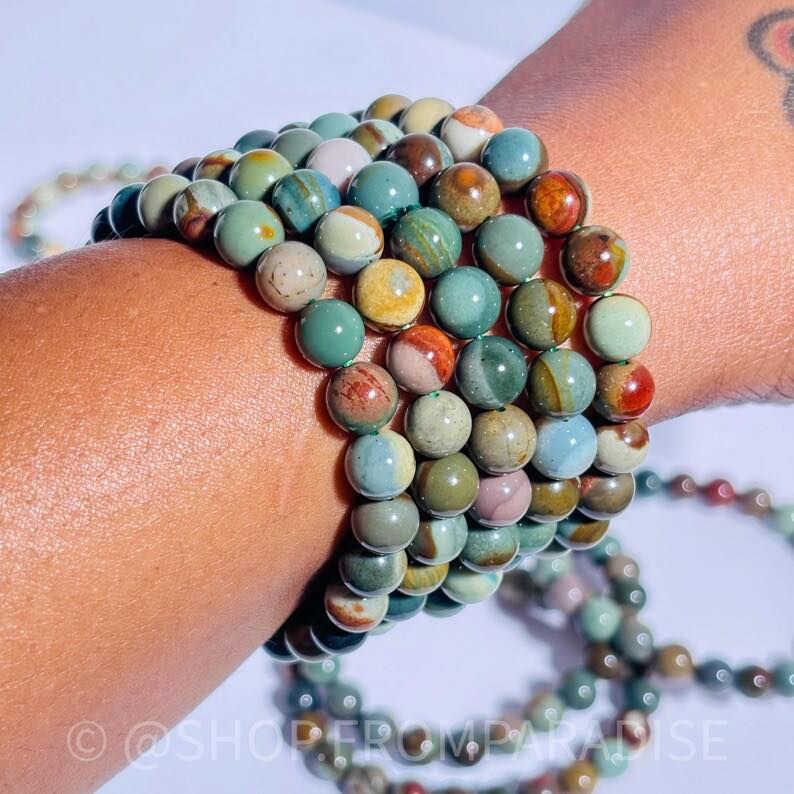 �✨ أكثر من 50 نوع من الأحجار الطبيعية الأصلية ✨💎
تشكيلة واسعة تناسب كل ذوق وكل طاقة 🤍

منها:
عين النمر 🐅
العقيق بأنواعه
الهيماتيت
الجمشت
السترين
اللازورد
الأمازونيت
الأفنتورين
الكوارتز الشفاف
روز كوارتز
الملكيت
التورمالين الأسود
اليشم
الأباتيت
حجر الشمس
حجر القمر
الأوبال
اللابرادورايت
الفلورايت
الأونيكس
… وأكثر من 50 نوع متوفر ✨

🔮 اختار حجرك ونفيدك بكل المعلومات عنه
📿 نساعدك تختار المناسب إلك حسب ذوقك واحتياجك
📩 للطلب والاستفسار خاص
🚚 توصيل متوفر

#احجار_طبيعية
#طاقة_ايجابية
#اكسسوارات_فخمة
#سوارات
#قلادات
#هدايا_مميزة
#اختار_حجرك
#متجر_احجار
#شغل_يدوي
#توصيل_لكل_ال


**إذا كنت صاحب هذا الإعلان وتريد حذفه لأي سبب، رجاءا أرسل رسالة إلى الدعم الفني**