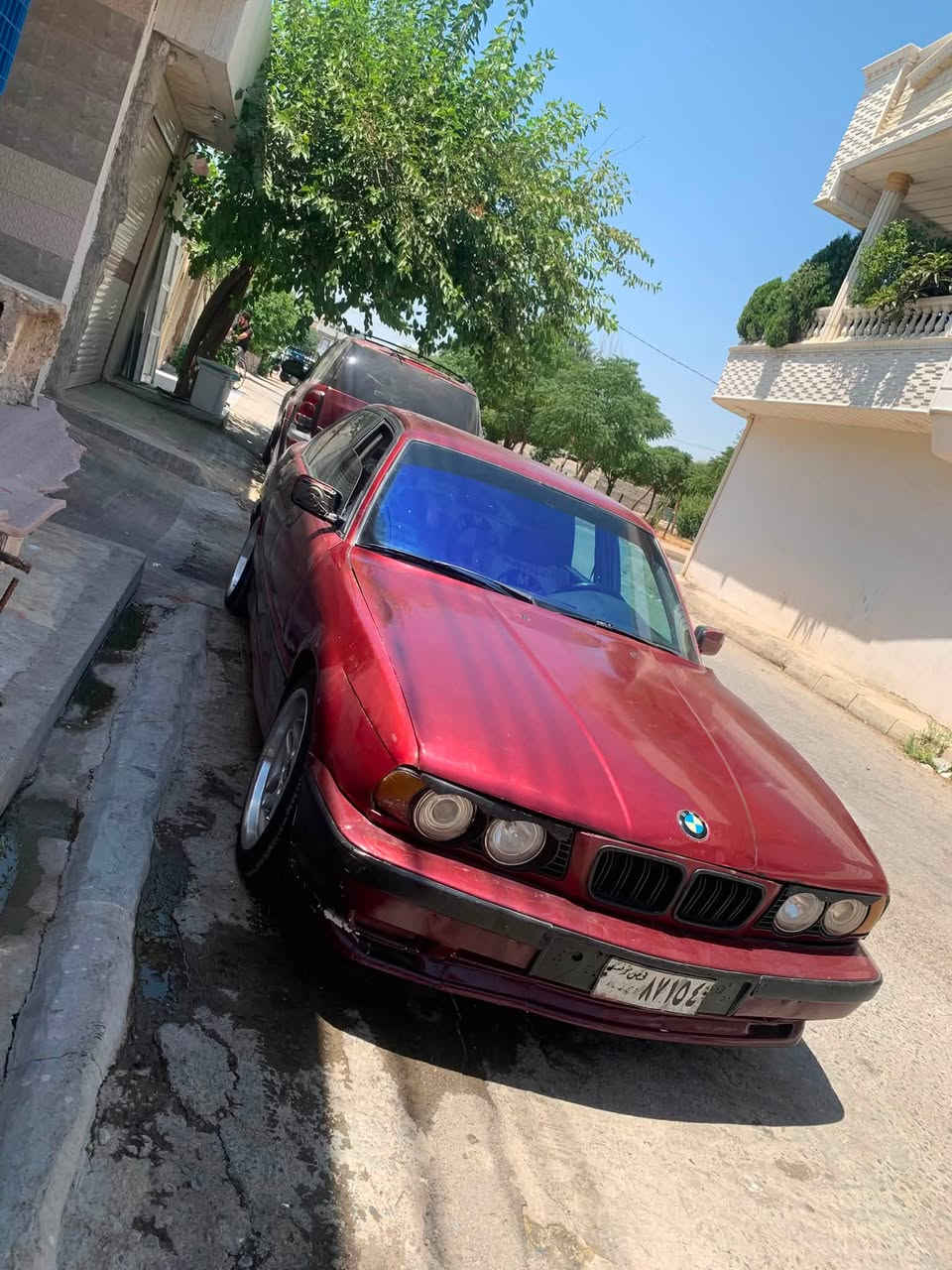 BMW 
525
تۆماتیك گێڕو مەكینەی بەشەرت تەقەوڕەقەی نیە 
ماشەڵا بەقەوەتە  سەیارەكە ئاڕم هەولێرە 
٢جام كارەبایە تاخم وەیەری بەشەرت خەلەلی كارەبای نیە 
تایەو ویلی M لەسەرە لۆك لۆك   سحری  36 گەڵاو مەجال 

شوێن چوارقوڕنە  
***********
