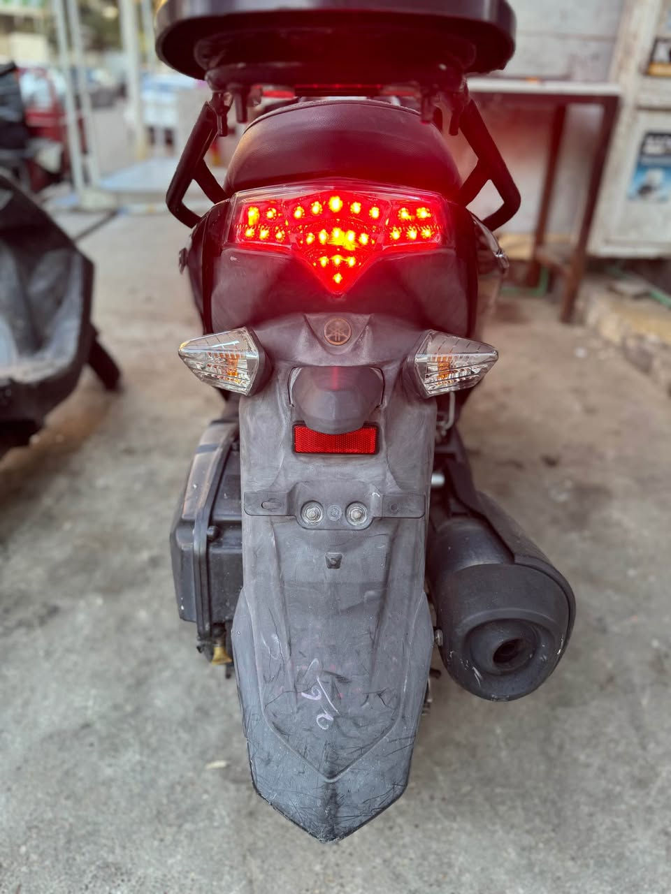 دراجه ياماها ماجستا S ياباني اصلي قبغ نفخ استاند حساس خطين سكليتر فول مواصفات نازله من معرض القبطان ممشى الدراجه 33 الف حجم المحرك 155 CC تبريد راديتر لايت امامي زنون عدسه اصلي بلادي سعره 150$دولار دهن امزويل بانزين محسن العنوان بغداد حي القاهره *********** 🌺
الدراجه منزلها 14 ورقه والمكاتبه موجوده 
اني ابيع 10 ورقات والشراي يدلل بغداد, العراق
