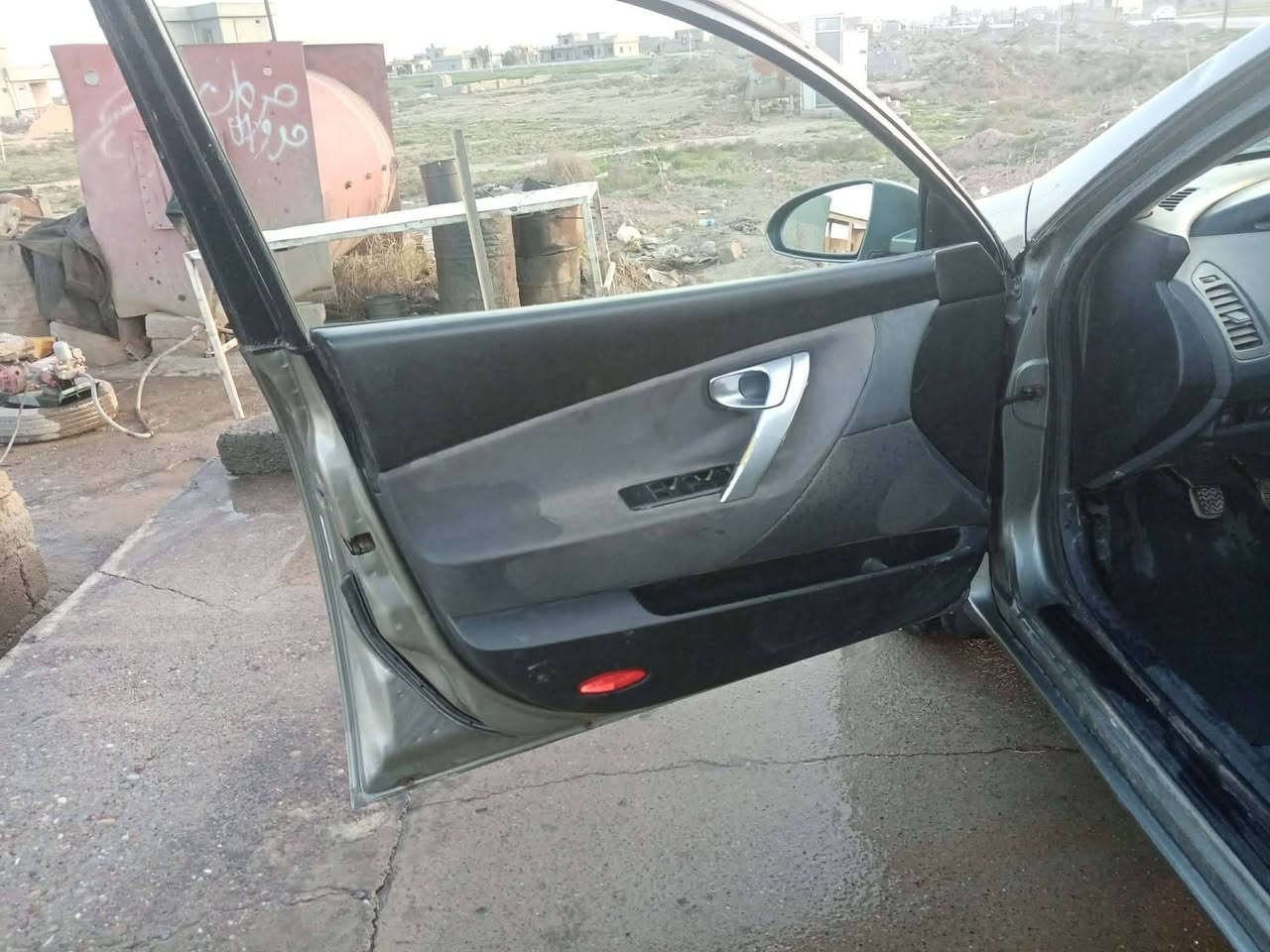 السلام عليكم
للبيع سياره نيسان بريمرا موديل 2006 محرك وگير شرط غرفة حلوة كهربائيات كلها شغاله كامرة خلفيه
سيارة جاهزة ما ناقصه شي والزينه بيها جعلها استاركس.
ترايك عرعر واحتمال تصل مكة
السعر 55 بيها مجال 
شرط الوكالة والتحويل
بقية التفاصيل الاتصال
 على الرقم ***********
مكلف بالنشر
