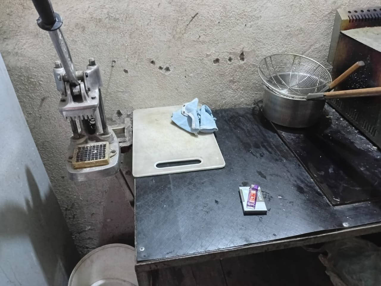 سلام عليكم. غراض  للبيع شلع ***********
