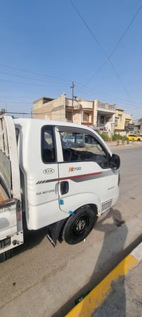 كيه 2700 موديل 2015 رقم مبايل 07727461297 مكاني بغداد  السعر 110$