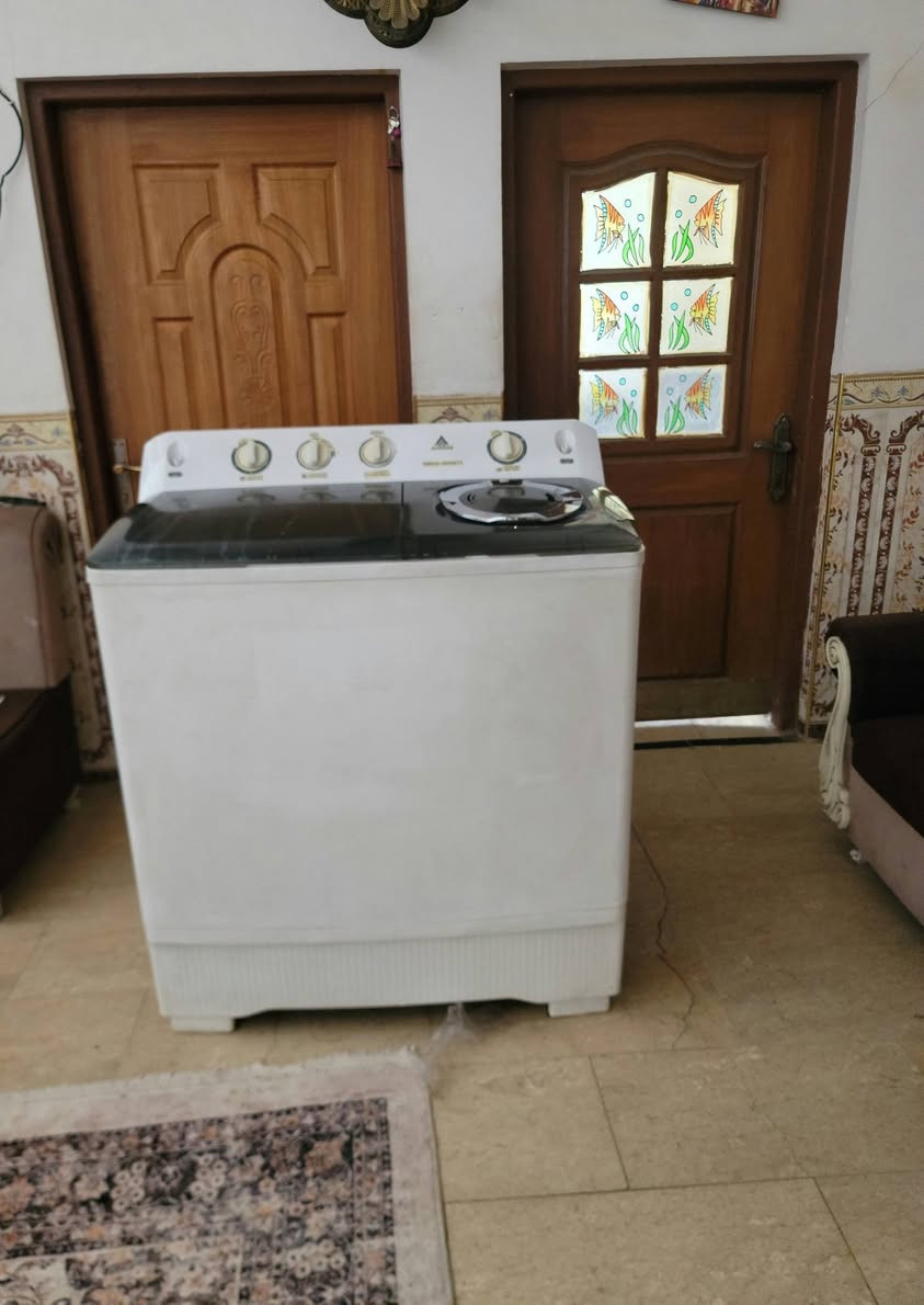 يالله _ للبيع غساله شركه الحافظ حجم 25 كيلوا بدون ظرر جاهزة وعلى الفحص شرط بالملابس والمي السعر 125 وبيها مجال قليل مكان بغداد كَميرة قرب الجزيرة السياحيه *********** متواجد فيس _ وتساب _ يوجد توصيل داخل بغداد فقط بأجرة _

