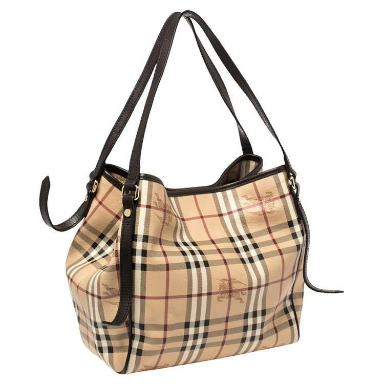 ماركة بربري اصلي مع كل اوراقها وضماناتها وسعرها بالموقع ب6 ورقات تقريبا يجي وياها جزدان … الي يريدها ب75


**إذا كنت صاحب هذا الإعلان وتريد حذفه لأي سبب، رجاءا أرسل رسالة إلى الدعم الفني**