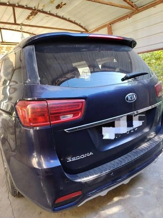 🚘✨ للبيع – كيا سيدونا 2020 وارد أمريكي  

📍 المواصفات:  
✅ سيارة عائلية مميزة تجمع بين الراحة والقوة  
⚙️ محرك 3300 GDI – مع كفالة على المحرك والجير شرط الفحص  
🛡️ ماشية 330 ألف كم  
🎨 الضرر: جاملغ جهة اليمين + باب خلفي جهة اليمين  

🛠️ التجهيزات:  
❄️ تبريد 3 قطع – 🚪 باب كهربائي  
📡 حساسات أمامية وخلفية – 🎥 4 كاميرات  
🖥️ شاشة لمس – شاشة وسطية تدعم Apple CarPlay  
🔑 تشغيل بصمة  

💵 السعر: 230  
📞 للاستفسار: ***********  
📩 مهتم بالسيارة؟ اترك تعليق حتى توصلك جميع التفاصيل  

#كيا #سيدونا #كيا_سيدونا #سيارات_العراق

