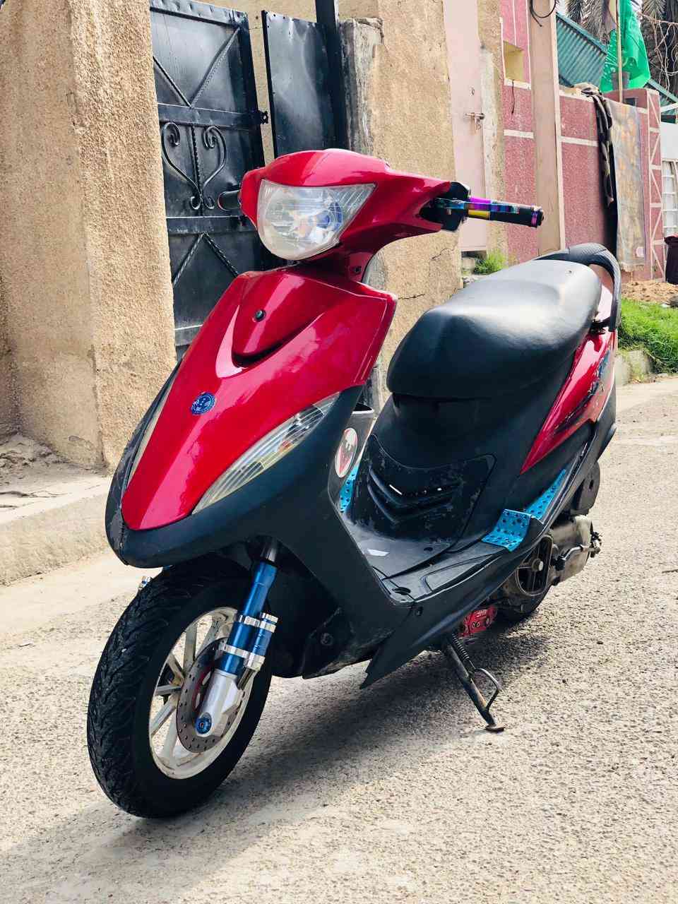 دراجه ماكس عدله مكينة مفتوحة بوشة 55 مكينه ناعمة وحلوه سلف وهندر شغال صالنصه اف ام دراجة حلوه سعر 500وبيها مجال رقمي ***********مكان بغداد الزعفرانية
