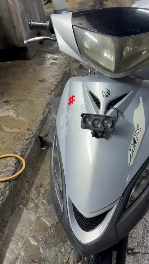 سلام عليكم دراجه ماكس 140 لبيع تدراجه تخبل ما بيه اي نقص
و دراجه ما متعوبه من الشغل لبيت فقط السعر 500 وبيه مجال   *********** عنوان بغداد حي الغامل
