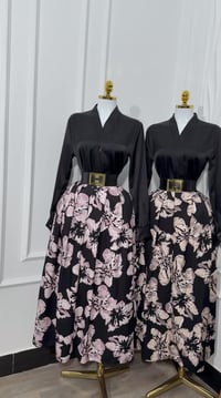 ملابس • للبيع