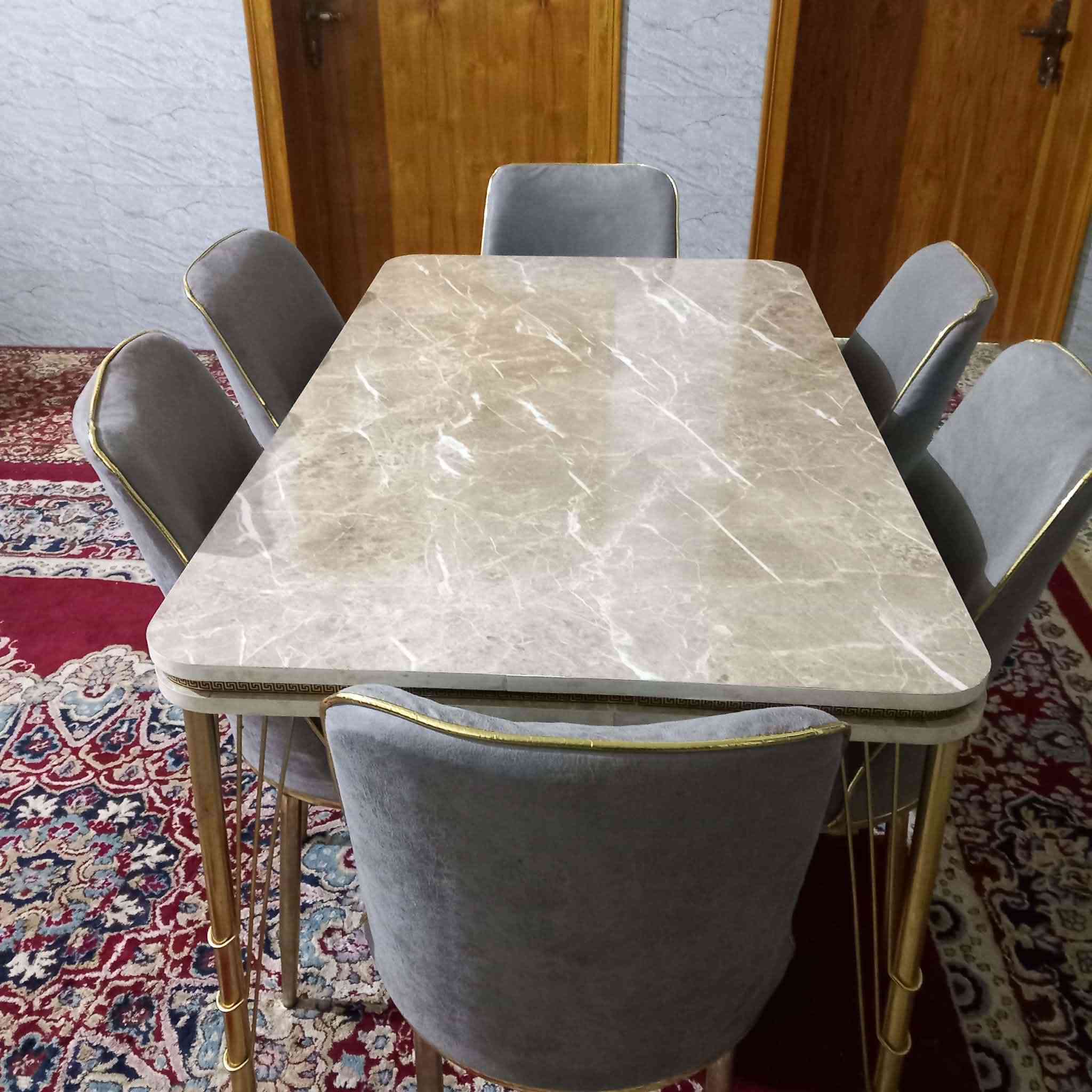 للبيع 
 ميز طعام و6 كراسي سعر 175 وبي مجال 
الشراي يتفضل خاص 
مكانه حي الشهداء


**إذا كنت صاحب هذا الإعلان وتريد حذفه لأي سبب، رجاءا أرسل رسالة إلى الدعم الفني**