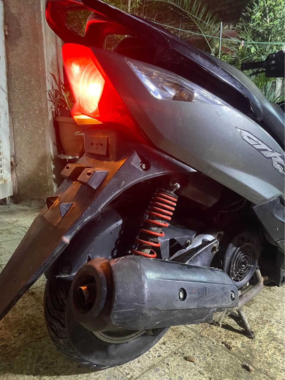 سلام عليكم ثعلب gtr دراجة خير من اللة نكرا بكل وكت محرك ناعم متسمعله حس دراجة (مفتوحة) مبدل ولفات ومبدل بجم فقط.. دراجة مال جنايه متعبك سعرهه 550 وبي مجال للشراي
رقمي:***********
مكاني:بغداد ساحة عدن داخل البستان بغداد, العراق
