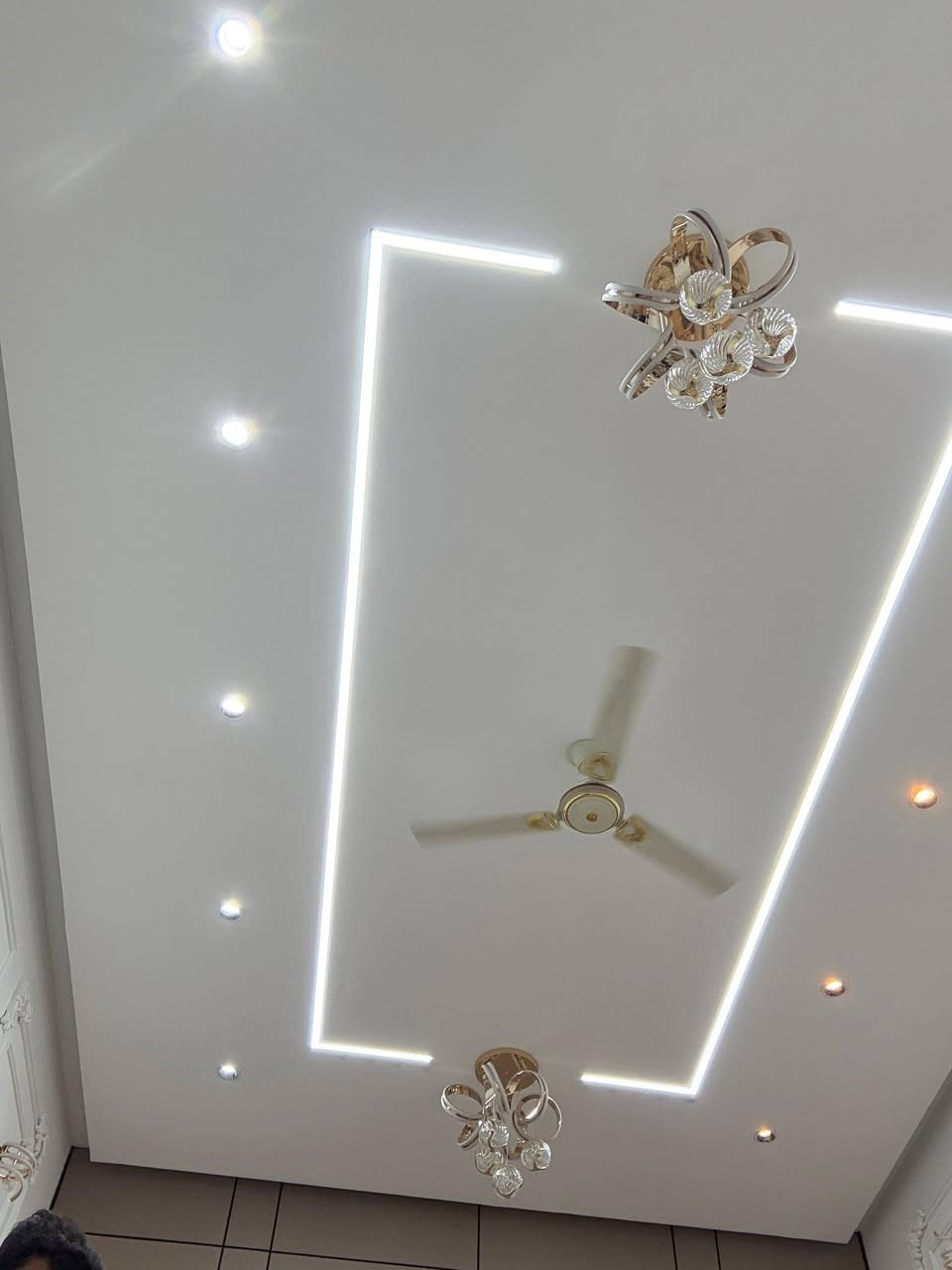 #عمل #جبسن #بورد
#ديكورات #البصره 
#سقف #ثانوي 
#صبغ #جوتن
#عمل تصليح جدار تعبان 
#عمل سقوف ثانويه 
#تغليف جدار بلاستك
#عمل وراق جدارن
#عمل اصباغ ومعجون 
#عمل ترميم بيوت تعبانه 
#ملاحظه عمل كرسته وعمل او فقط عمل .......#اتصال 
***********
عمل جميع مناطق #البصره
