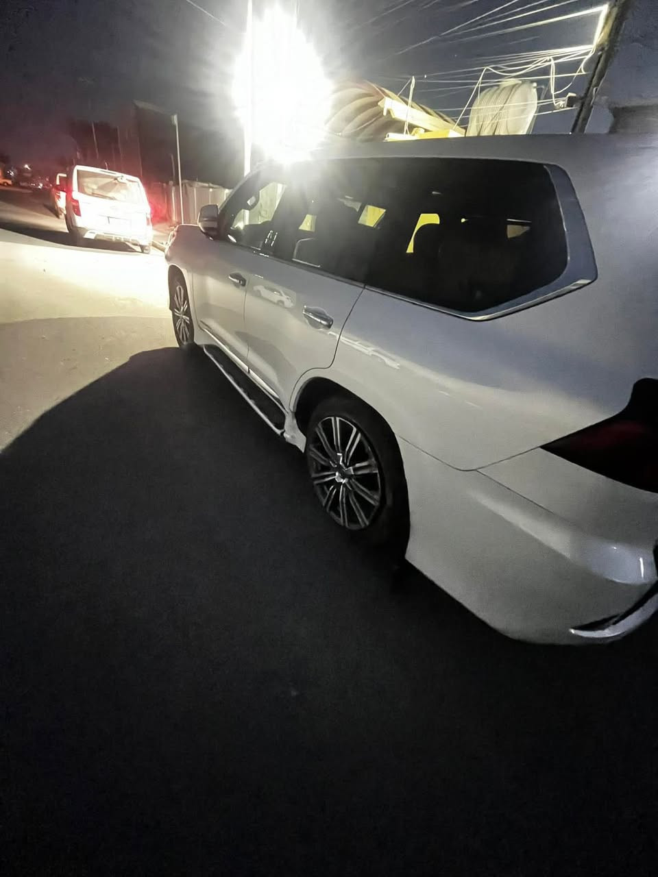 قدر الله ما شاء فعل
لكزس 2016 واقع حال للبيع عل وضعها
العنوان واسط قضاء الصويره
***********
