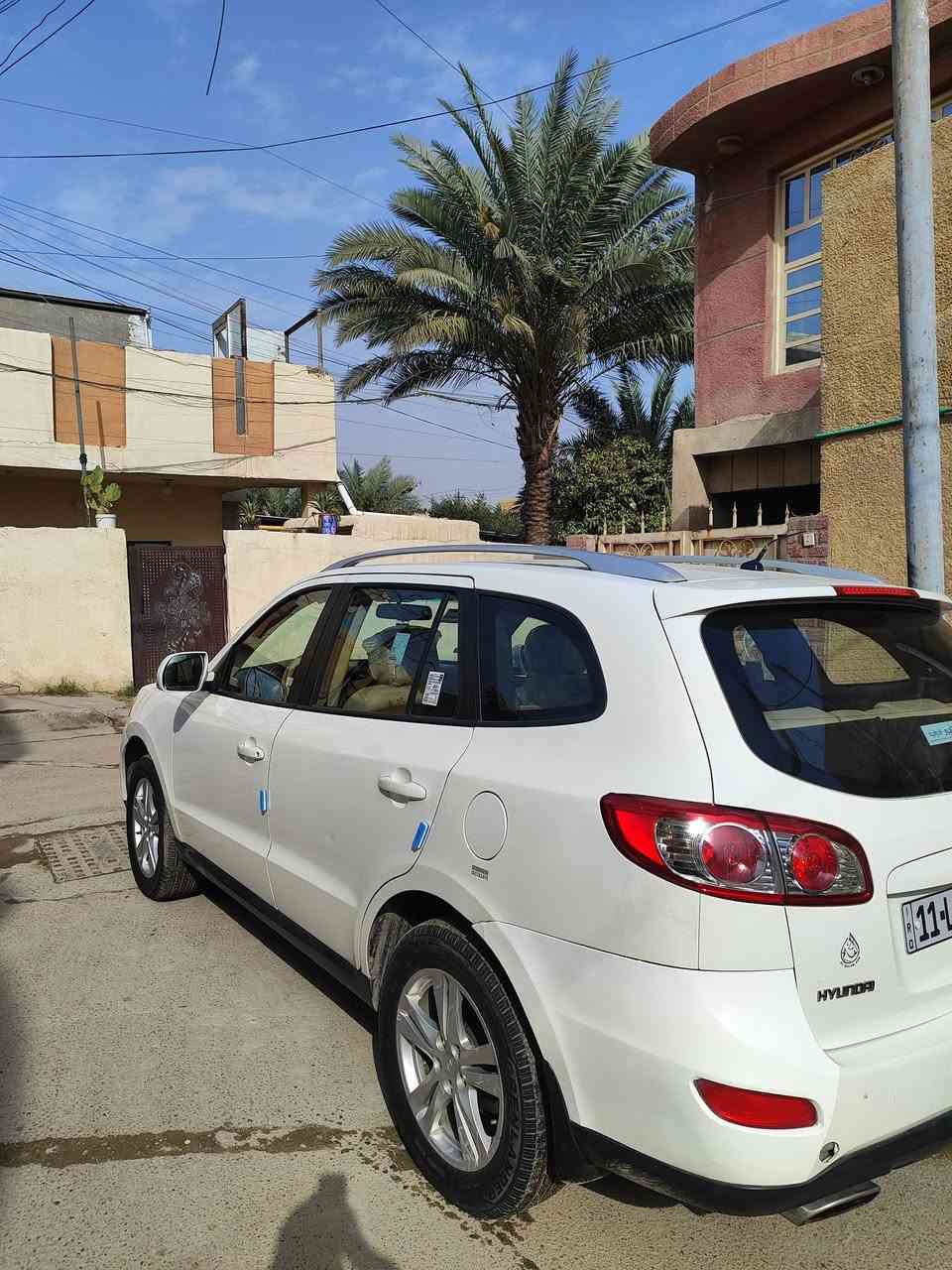 السلام عليكم سنتافيا 12 خليجي محرك 6 سلندر  دفع رباعي       7 راكب شاشه وكامره مكان السياره بغداد الزعفرانية  سونار السياره داخل الصور  
سعر 148 
***********
