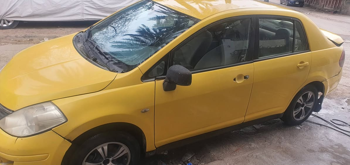 سلام عليكم نيسان فيرسا ٢٠٠٩ رقم بغداد باسمي مكينه بيها بخار سعرها ٤٥ بيهامجال للتواصل ***********مكانها بغداد
