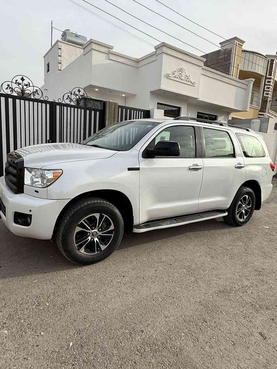 لسلام عليكم
بدون مراوس بدون مراوس بيع فقط
(تيوتا سيكويا  بلاتينيوم سياره مال جناي )
سياره جاهزه من كلشي كير محرك فول نضافه
بسمي مشروع وطني تحويل مباشر
موصفاتههً معروفه
داخل بيجي
.الموديل:2009
.المواصفات(platnum) 1/1
.سلايد روف
كشناتً جلد
.زراكات
.كامره
.تحكم ستيرن جهتين
.ستيرن كهرباء
.كشنات جلد +تدفئه تبريد
.بردات جانبيه بلاديه
.شاشه ايباد
.V8(5700)
.بعد بيها هوايه مواصفات
سياره مكفول كفاله عامه من الضربه
بيه صبغ 4قطع كلير
.السعر 170 وبي مجال
مكان السياره الأنبار رمادي
***********
