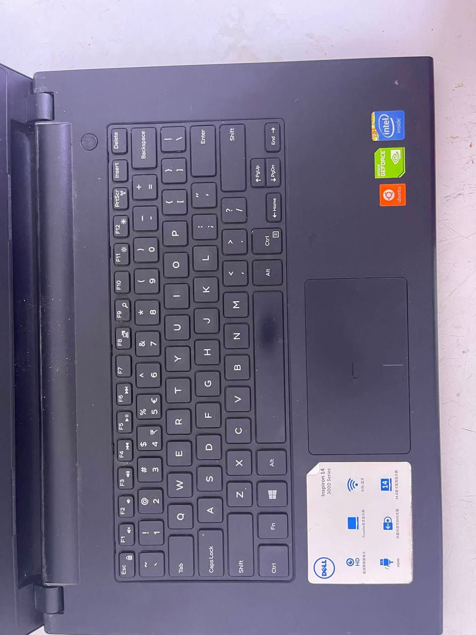 لابتوب DELL مستعمل.
الجيل:الرابع 
الشاشة 14 بوصة
المعالج inside core i5
كارت شاشة : geforce
RAM 8GB
اللابتوب بدون هارد 
و وياه شاحن وماوس عدد 2 وجنطة
السعر:100 الف وبي مجال 
الهاتف بي واتساب 
***********
بدون توصيل
