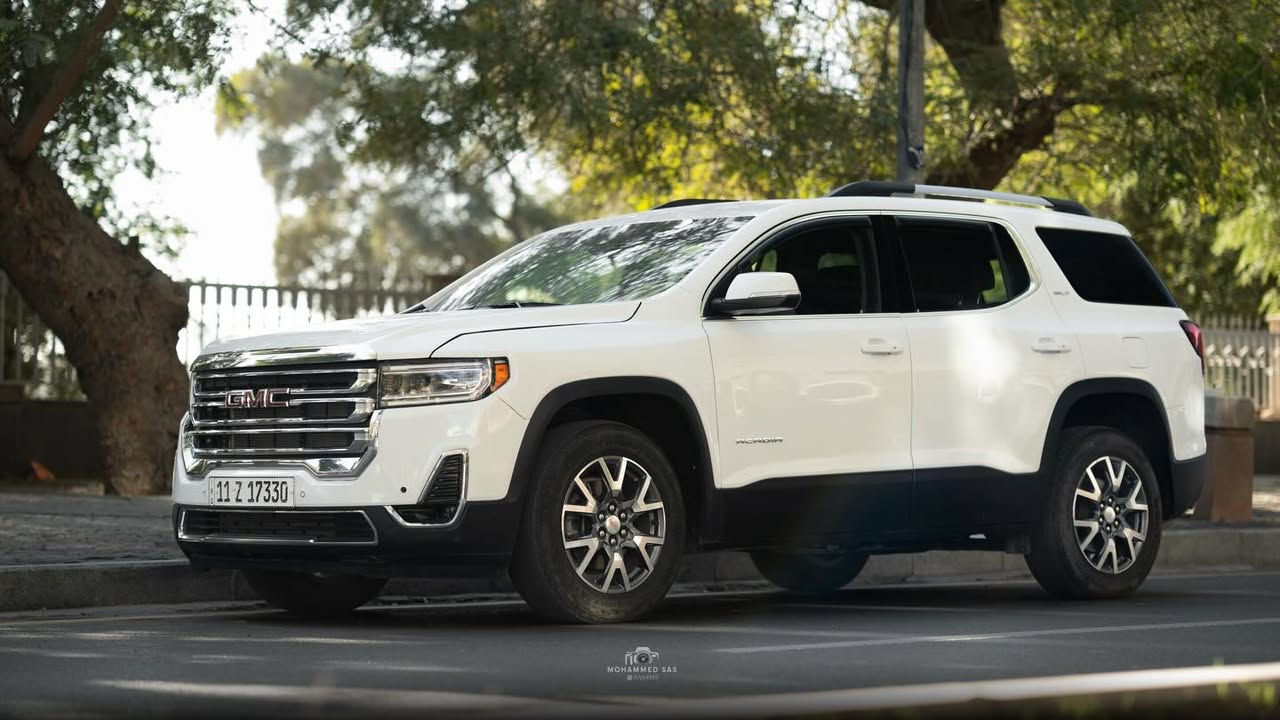 GMC ACADIA SLT 
موديل 2023
مواصفات مميزة
7 راكب 
مقاعد جلد
تبريد مركزي منفصل
تدفئة مقاعد منفصل 
محرك 2000 توربو اقتصادي وقوي بنفس الوقت
حساسات امامي خلفي 
حساس فتح الصندوك بالقدم
السيارة فور ويل درايف 
الصور توضح جميع المواصفات والتحكمات للسيارة 
رقم بغداد باسمي تحويل مباشر 
ماشية ٢٩ الف ميل
السياره جاهزة من جميع النواحي
صور الضرر مرفقة مع السونار
السعر 257 ورقه وبيها مجال

لمزيد من المعلومات يرجى مراسلة الصفحة او الاتصال على 
***********
