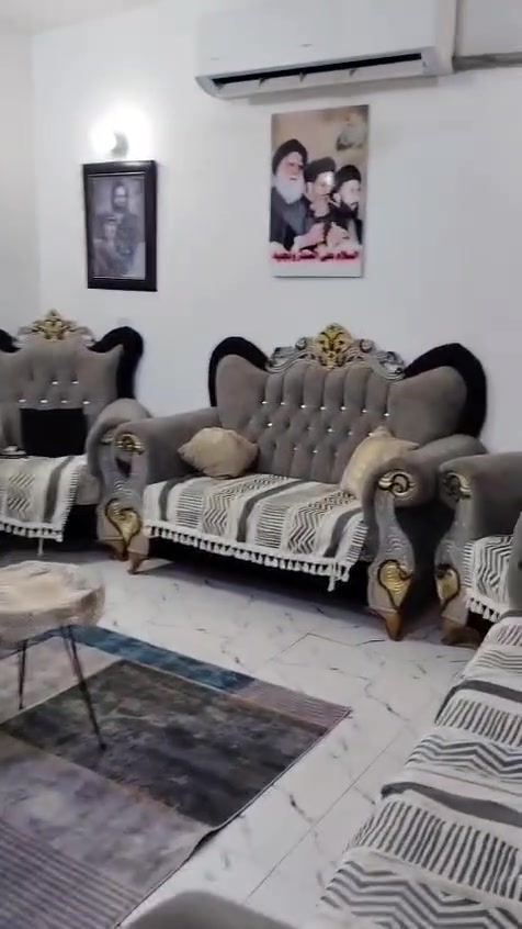 السلام عليكم بيت للبيع مساحه 50 متر سند 25 العنوان سويب كاع حجي عماد مجاري وكهرباء ومي كلشي كامل بالمنطقة للاتصال مع صاحب الدار ***********
