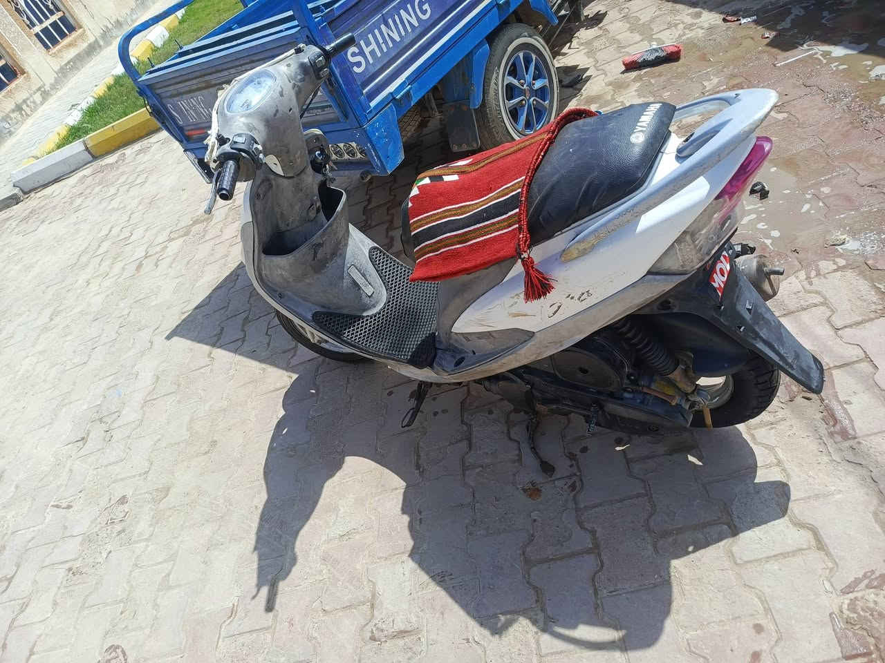 سلام عليكم
ماكس منغولي للبيع 
دراجه نضيفه كهربائيات شغاله 
خير من الله  سلف هندر 
ما مفتوحه 
سعر 525بيهه مجال 
***********
وركاه تجي وتدلل
