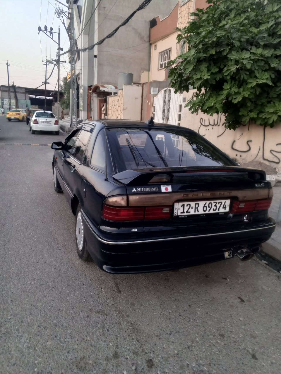 سياره مستبوشي موديل 92 كير محرك شرط تبريد شغال ثلج طخم تأير جديد سياره وضع شركه بس قطعتين صبغ فول بس كير عادي السعر 48 ورقه التواصل مع الرقم *********** 
***********

