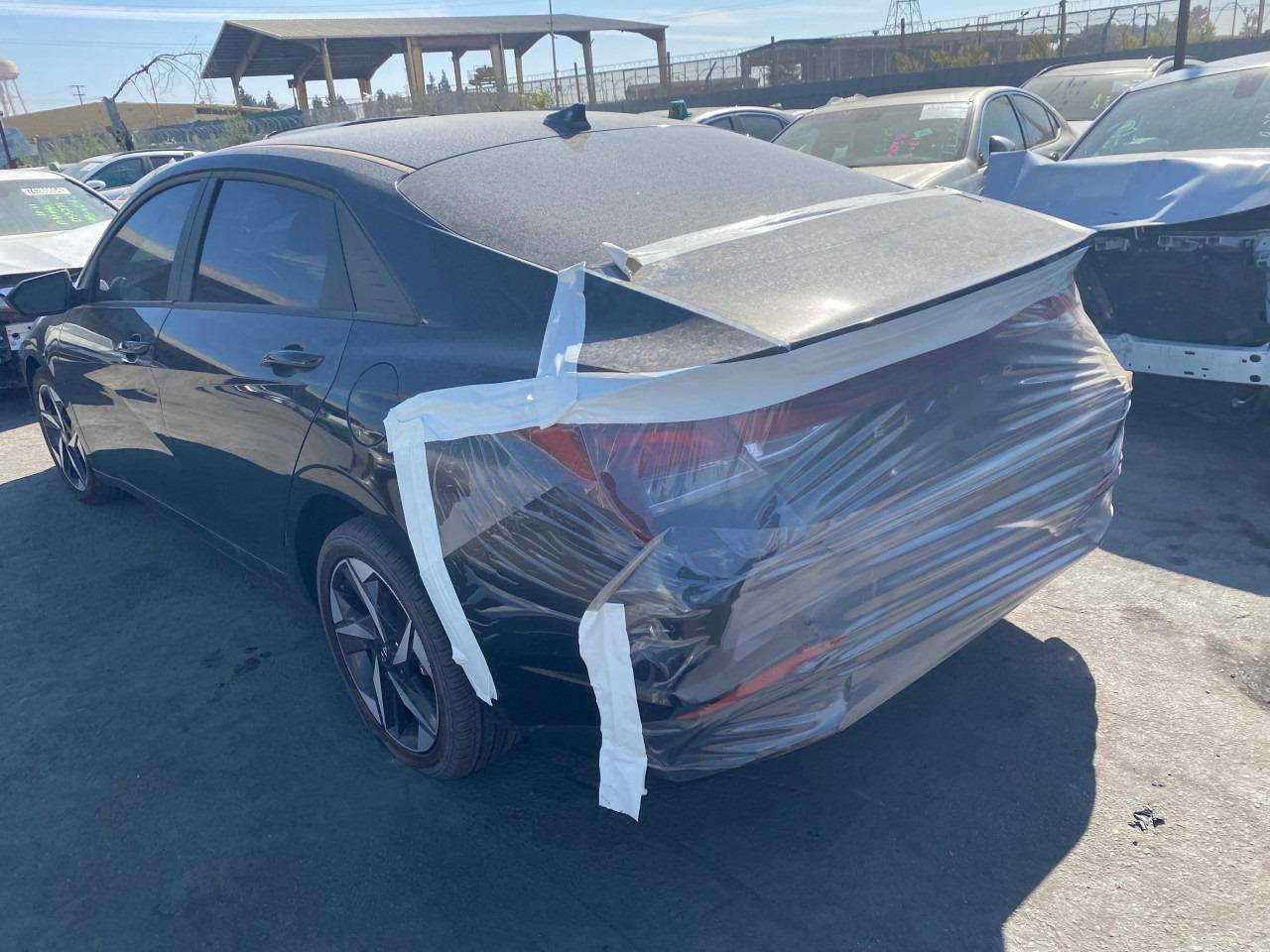 النتره 23 نص فول .
شاشه متصله  
اوتو هولد  هندبريك دكمه 
ماشيه ٦٦ الف 
العنوان بغداد العبيدي 
السعر ١٤٦ وبيه مجال حك الجيه 
***********
