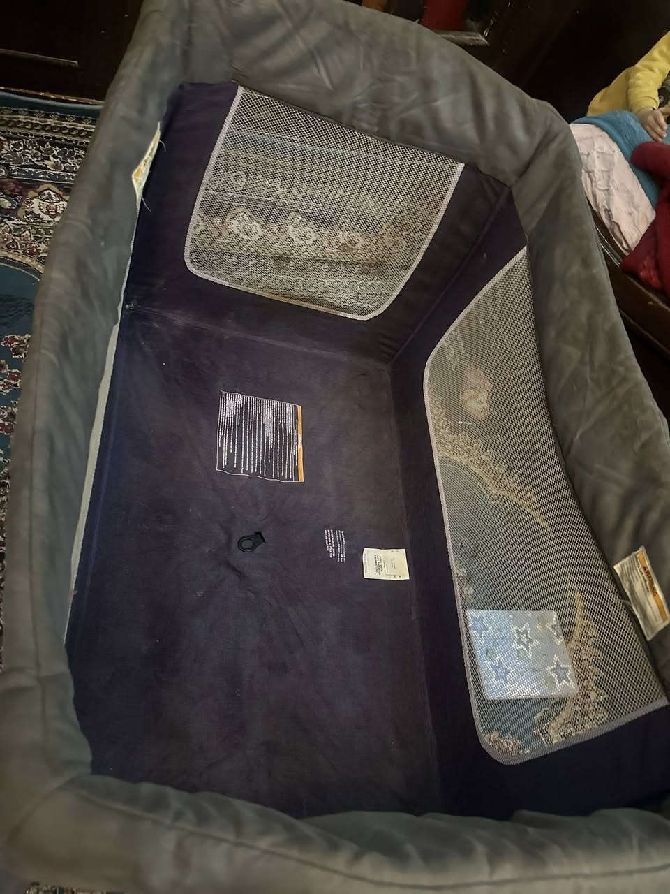 للبيع
١-سرير اطفال من عمر يوم الى ٢ سنه ويرهم قفص للاطفال
٢-كرسي سياره ٣- غلايه ممات 
سعرهم ب١٥٠ الف  للاستفسار مراسله الصفحة او الاتصال على الرقم ***********
