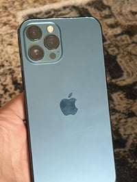 ايفون 12 برو ماكس ذاكرة 128 تك سيم شرق اوسط بلادي بطارية 73. فقط ضهر م...