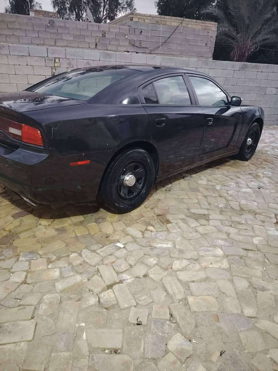 جارجر للبيع موديل 13 جاهزه مابيها نقص مكينة كير جدد ومكفولات وتبريد تدفئة شغال لايت شمسي تاير جديد حداده جاهزه ويل بوليسي رقم انكليزي وهزه جديده تحويل مباشر بيع مستعجل السونار بل منشور السعر 123 وبيها مجال الي يعجبة السعر ولسياره يتصل رجآ الي موشراي لو يكسر بالسعر لايتصل ***********

