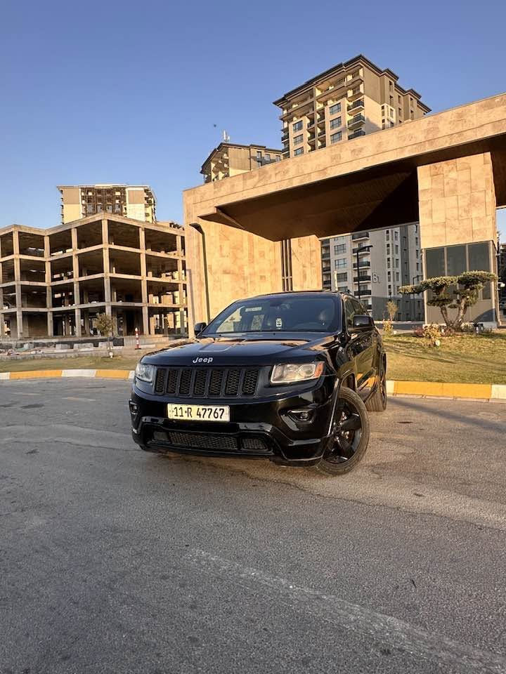 جيب شيروكي بلاك توب موديل 15 فول مواصفات حادثها قطعتين جاملغ وبنيد السعر 170 رقم الهاتف ***********

