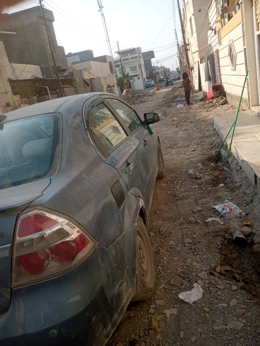 السلام عليكم عندي افيو موديل 7 للبيع محرك وكير كفالة عامة يشهد الله السيارة بس شوية كشرها يرادلة ترتيب باتري جيديد حدادية فول داخلها نضيف سبير اكو عدة كاملة بالجنطة للمعلومه السيارة مطلوبة غرامة 200 الف ينكصن من السعر 