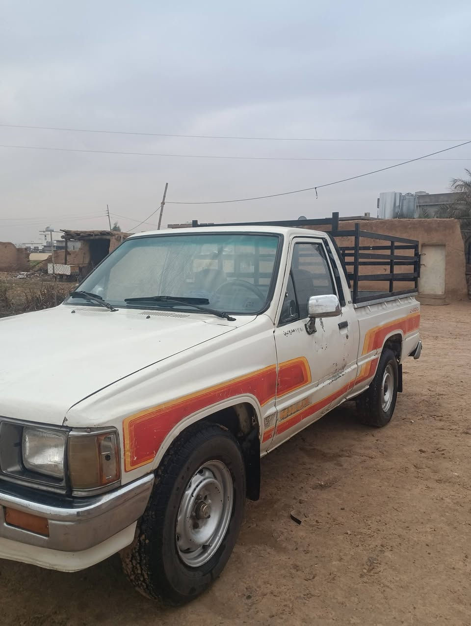 بيكم 88 كروسيده للبيع رقم صلاح الدين انگليزي
السياره مكحله + بارد باب السايق فقط
السنويه لل 28 
السعر: 53
للأتصال: ***********
