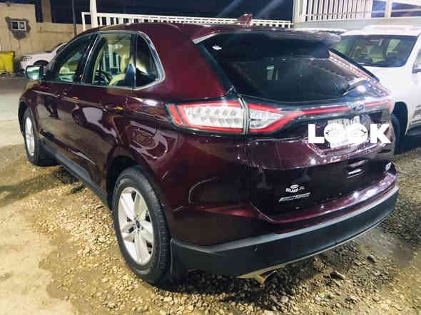 فورد ايدج 2017 للبيع او المراوس
حجم المحرك2000 تيربو 4 سلندر 
 رقم بابل مشروع وطني بأي محافظه تداور
حادث تبديل بنيد وتعديل جاملغات والباقي مكفول كفاله عامه بدون دواخل
عداد المسافات 160 ألف كيلو قابل للزياده
المواصفات sel أعلى فئه أيكو بوست 
بصمة تشغيل
بصمة ابواب
شفتات بالستيرن للقياده اليديويه (عادي)
تشغيل عن بعد (Remote Start)
صندوق ذكي يفتح بواسطة تمرير القدم من الأسفل أو باليد والريمونت شفط كهربائي 
كشنات جلد
كشنات تدفئه
كشنات تحكم كهرباء
رادار أمامي(تحديد مسار)
رادار جانبي (نقاط عمياء)
رادار خلفي(تحذير من الاصطدام)
حساسات خلفي.

اوتو هولد Auto hold
أوتو ستارت Auto start
أوتو ستوب Auto Stop
هاند بريك دكمة
تبريد مركزي+ ثلاجه بالچكمچه
ملاحظه:تبريد نقص كمبريسر 
شاشة كبيرة لمس+ كاميرا دواره
+شاشة أعطال وضبط زيت محرك وضبط مصنعي للسياره. 
Apple Car Play
Android Auto
تحكم وضعيات القيادة (Drive Modes)
دواخل بيج جلد 

تحكمات استيرن
منافذ USB+AUX
وبقية المواصفات المعروفة
السعر140 $ ) وبيها مجال .. 
رقم الهاتف( ***********) للجادين بالشراء  
الجميع
