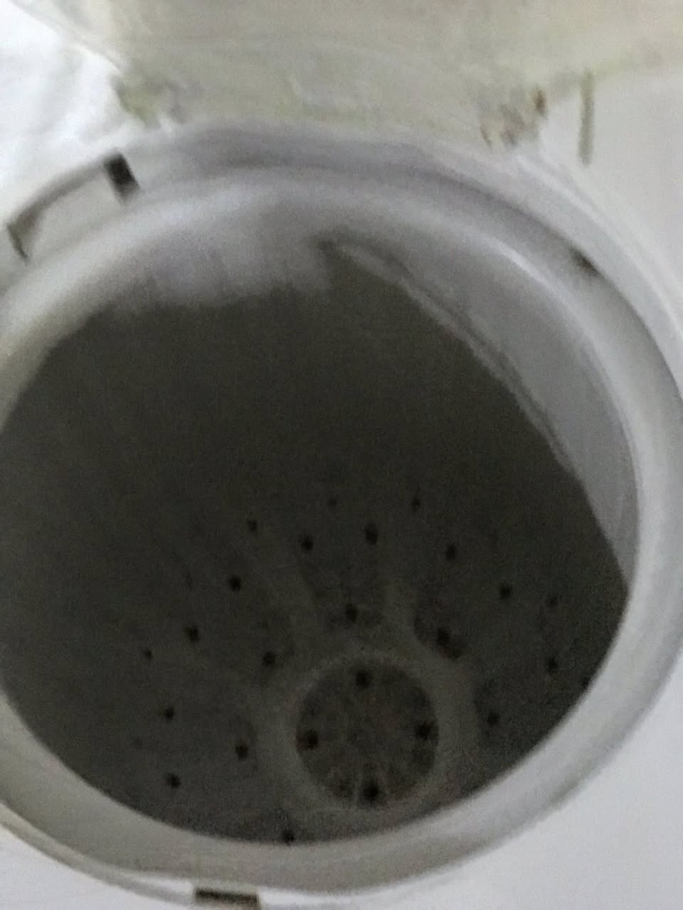 غساله للبيع كلشي شغال بيه نضيفه كلش سعر 80 وبيه مجال قاليل قرنه موزه ***********
