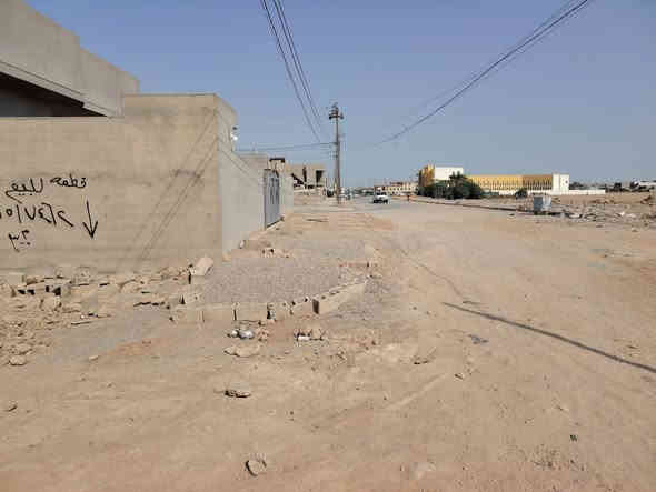 قطعه للبيع 150م زراعي ارجيبات شركة طارق بصف اركن كدامها ساحه تبعد عن  الرئيسي 15 متر سعر المطلوب 25 ومجال بصيط
***********
