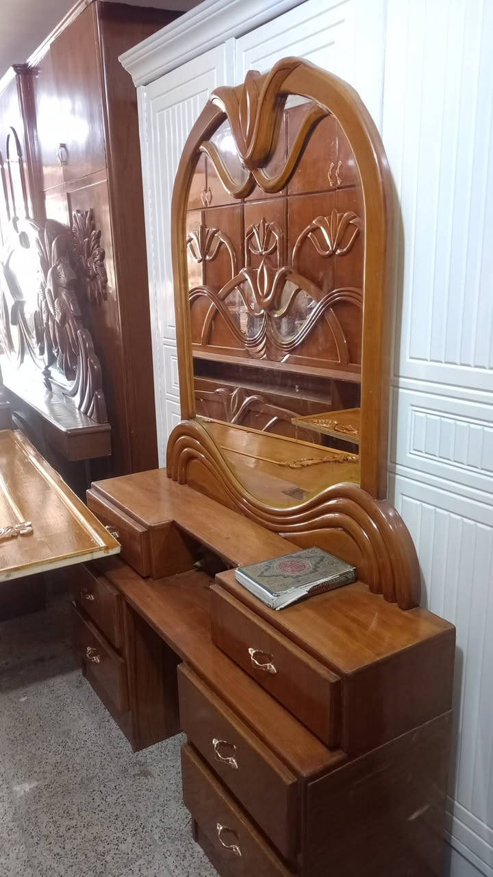 سلام عليكم 
غرف صاج درجه استخدام قليل نظافه ميه بل ميه 
الاستفسار خاص او وتساب 
***********
