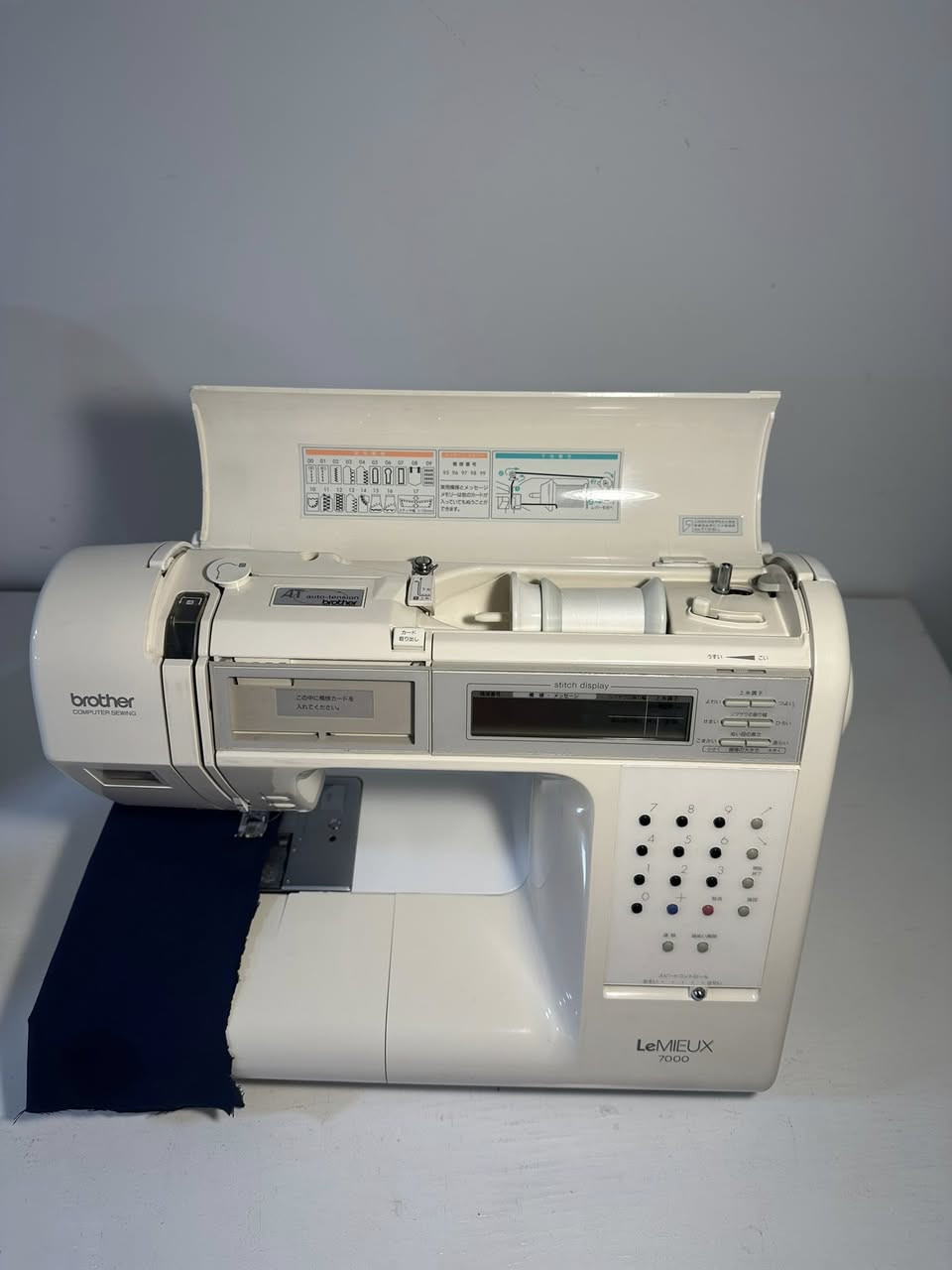 مكينة منزلية برذر باله حديث ام الجنطة
خياطة وتطريز
يجي وياها بايات وماكوكات مالتها وبيت دكمه ومحوله كهربائية
غراضها بلادي 
صناعه يابانيه
سعرها ١٠٠ قففففل وتوصيل ٥
مجرد تراسلونه ندزلكم الفديو مالتها وهيه تشتغل 
يوجد توصيل لكافة محافضات العراق 
للحجز واتساب *********** 
او تدخلون ع الخاص
