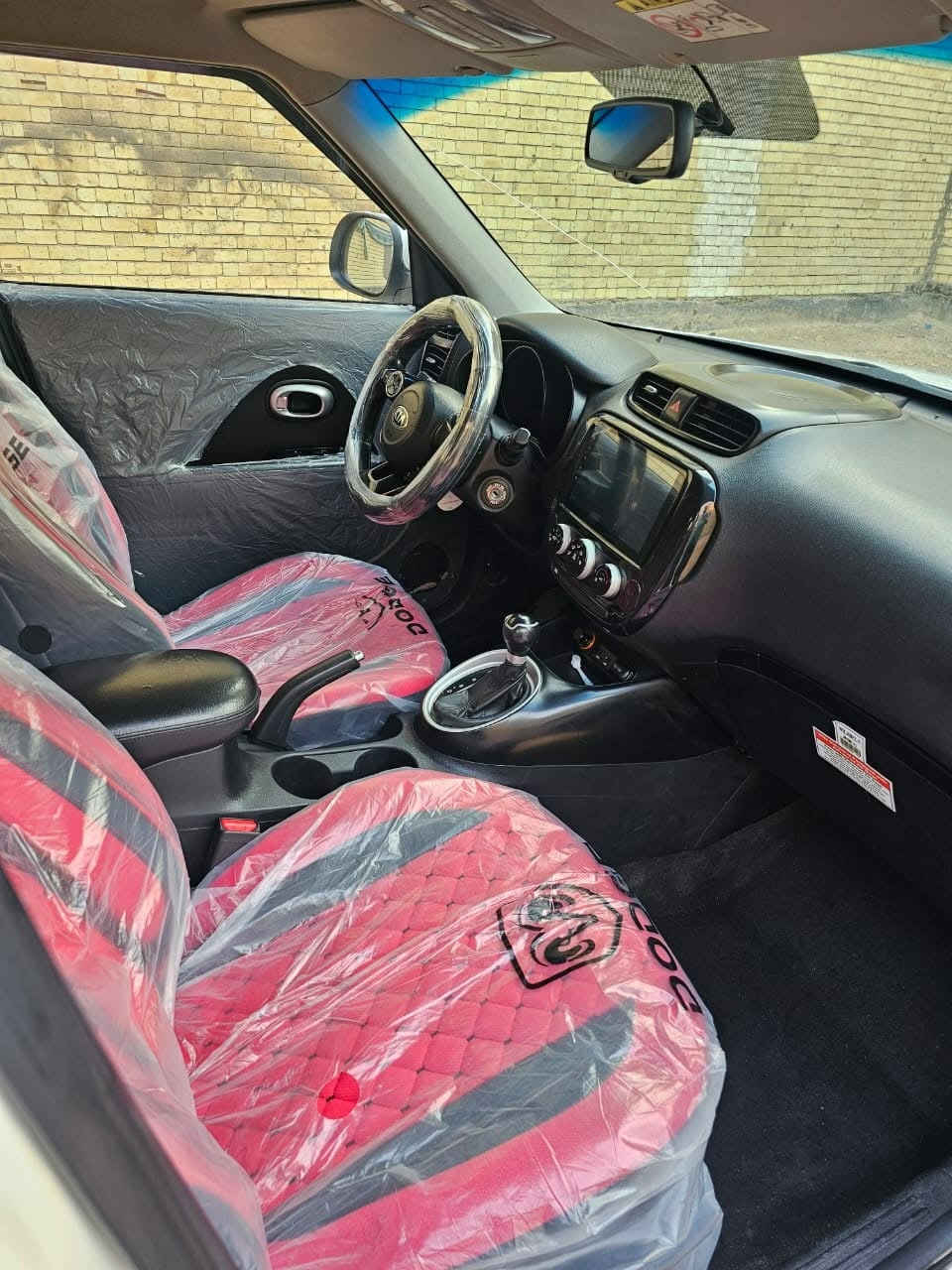 موديل 2017 رقم بغداد الماني
حادثها موضح بالصور بيع او مرواس سيلتوس تيربوا 
محرك ١٦٠٠ توربو 
كير ٧ سرعات
بانوراما
كشنات جلد  
‏‎كشنات اماميه خلفيه تدفئة
كشنات  الاماميه السائق و الجنب السائق  كهرباء و ثلاث حركات تحكم 
سستم صوت HAMAN& KARDON 
 اثنين دمام بالدشبول و بالصندوق بلادي 
نشره داخليه ٧الوان بالابواب و السماعات الجانبية
‏‎ عدادات ليزرية
 شاشه عرض ذكية Hd
كامره خلفية 
نظام التبريد بيانو تحكم الالي و يدوي ٩ سرع 
المري الجانبيه اشاير و تحكم و ايضا تنفتح عند الاقتراب و بيه ثلاث حركات 
‏‎ الاناره الداخليه لد ثلجي 
السياره بصمه دخول و بصمه صندوق و بصمه تشغيل
ترحيب عند الاقتراب من السيارة 
‏‎ ويل كروم رياض حجم ١٨ ا ٤ دسك 
لد امامي نهاري و لد خلفي نهاري
لايت زنون بلادي 
‏Sport و Normalانظمه قياده 
نظام مانع تزحلق 
اربع جهات تحكم مع كروز سرعه 
تدفئه استيرن 
 تبريد ذكي ينخفض عند استقبال اتصال ***********
رقم بغداد بسمي تحويل ثاني يوم
سعر علق ب1 رد تلقائي
