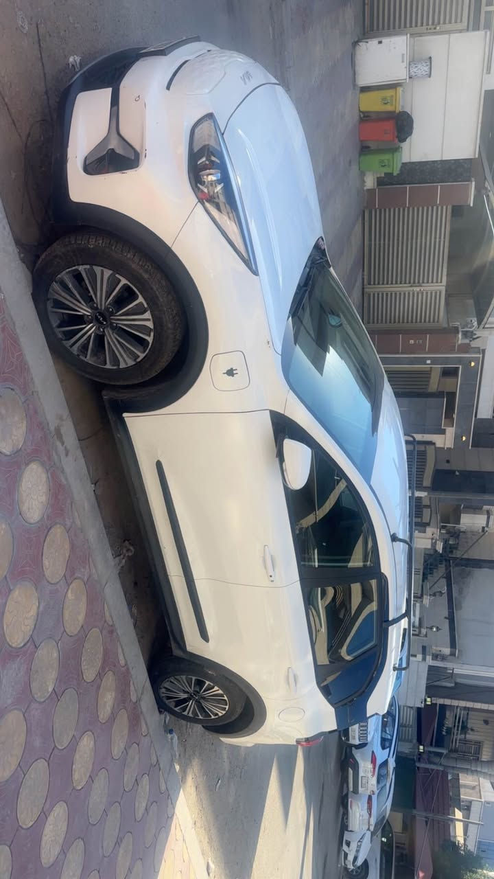 كيا نيرو 24 ابيض حادث بسيط السعر 144 قفل Colombo, Sri Lanka


**إذا كنت صاحب هذا الإعلان وتريد حذفه لأي سبب، رجاءا أرسل رسالة إلى الدعم الفني**