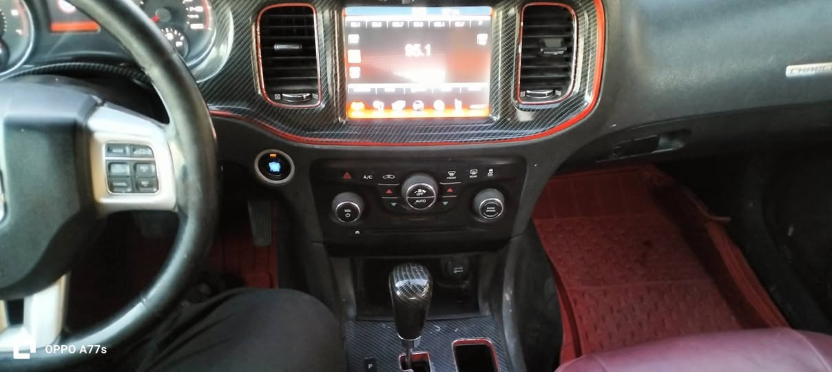 سلام عليكم جارجر هيمي 2013 للبيع أو مراوس اوباما خصوصي حسب القناعه السياره جاهزه سياره حادثها جاملخ أيسر الباقي مكفول من كلشي ليحب يتصل موجود واتساب 
السعر 140 
المكان الشعب 
*********** واتساب 
*********** واتساب
