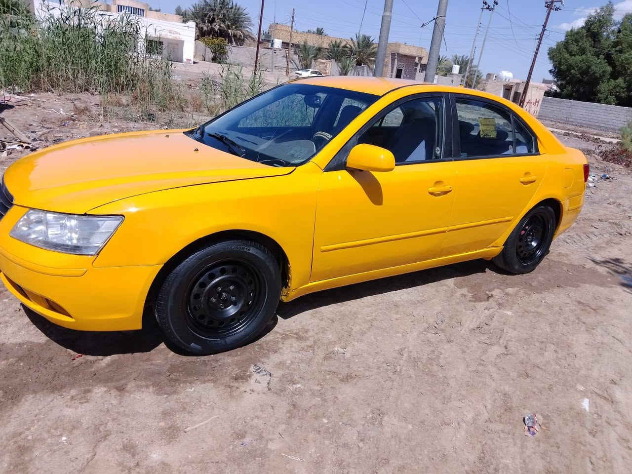 السلام عليكم سوناته للبيع 2010  كير مكينه قبل شهر شادهن  جديد صبقه جديده  مصفره من الهيئة والمرور مداور ثاني يوم بيها فخذه الأماميه مبدله السعر 70وبيها مجال المكان ذي قار سيد دخيل  الرقم ***********
