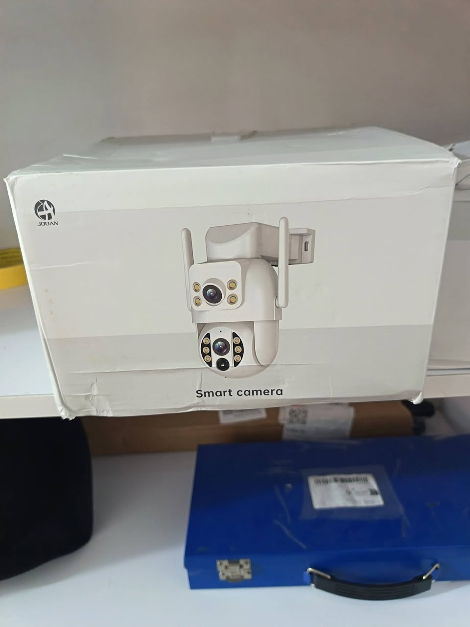 سلام عليكم زوج كامرات طاقه شمسيه سعر 40الف يوجد توصيل ***********
