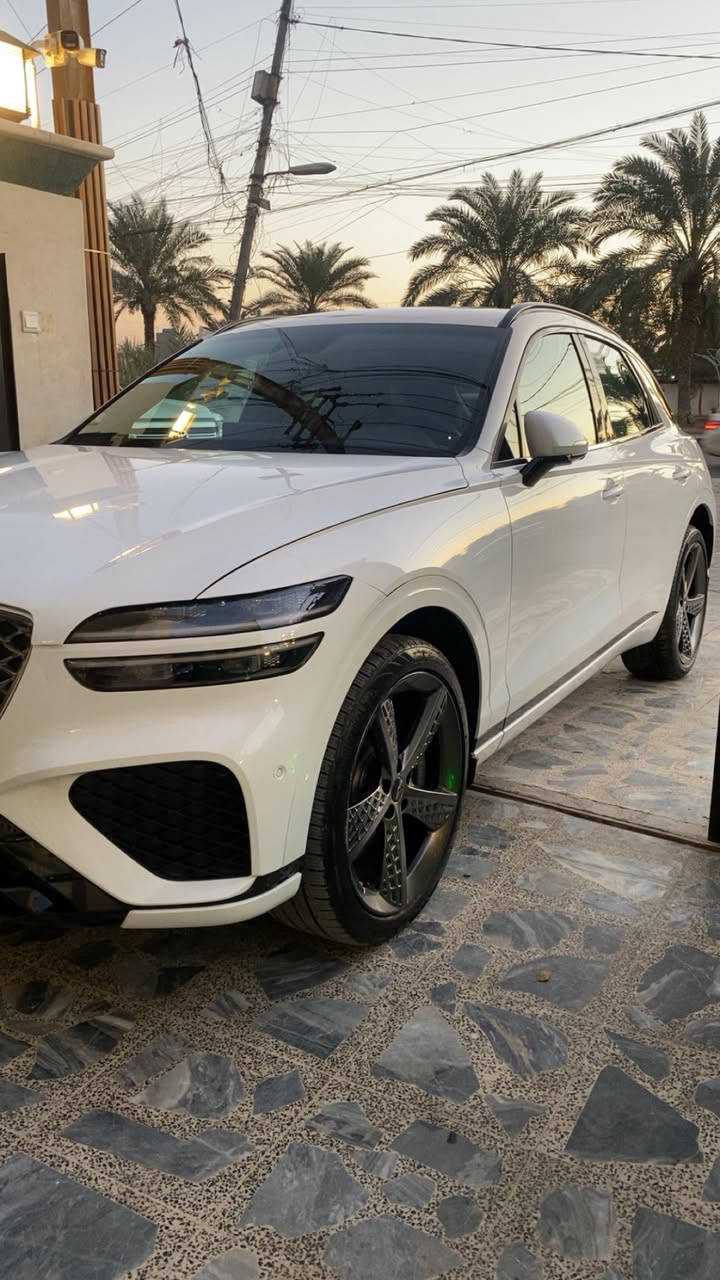 السلام عليكم
للبيع هونداي GENESIS GV70 سوبر برستيج 

لون ابيض داخل احمر موديل 2024

اعلى فئة مكفولة من الصبغ والحادث 

سيارة تقرير WATER FLOOD مياه امطار 

السيارة بصمات 2 

عداد الكيلو متر زيرو 2000 KM

محرك 4 سلندر 2500 توين توربو 

4 ويل درايف 

السيارة مرقم بغداد باسمي كتاب شهداء 
وكالة عامة مطلقة بأسم المشتري 

المواصفات 
بنوراما
بصمة عدد ٥ ابواب + تشغيل + تشغيل عن بعد
رادار 360 درجة 
كامرات 360 درجة 
حساسات 360 درجة 
توقف ذاتي اوتو هولد 
اسطفاف ذاتي اوتو بارك 
ويل حجم 21 
كشنات كهرباء تدفئة تبريد جميع الكشنات 
تبريد منفصل 
سستم سماعات + دمام
ستيرن كهرباء 
شاحن واير ليس 
اريل نفكيشن 
بردات خلفية 
مواد السيارة 
فرشة جنطة ارضيات عدة السيارة سبير غير مستخدمات 
صورة امريكا مرفقة بلمنشور 

مكان السيارة بغداد البنوك 
اي استفسار 
***********
***********

